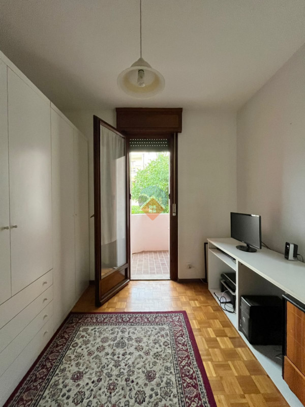 Foto appartamento in vendita a Rovereto (Trento)