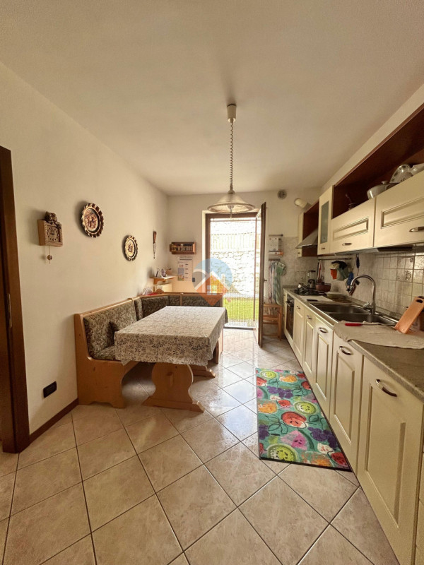 Foto villetta a schiera in vendita a Villa Lagarina (Trento)