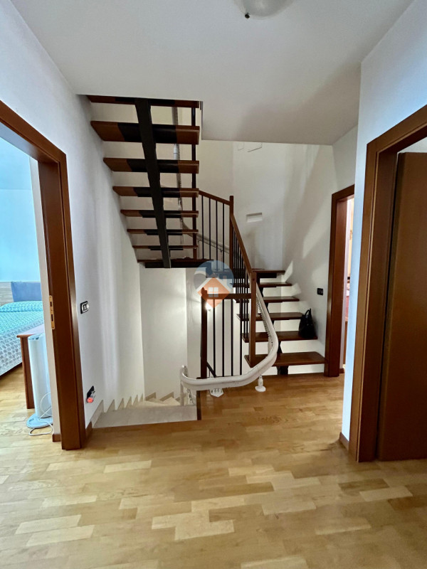 Foto villetta a schiera in vendita a Villa Lagarina (Trento)