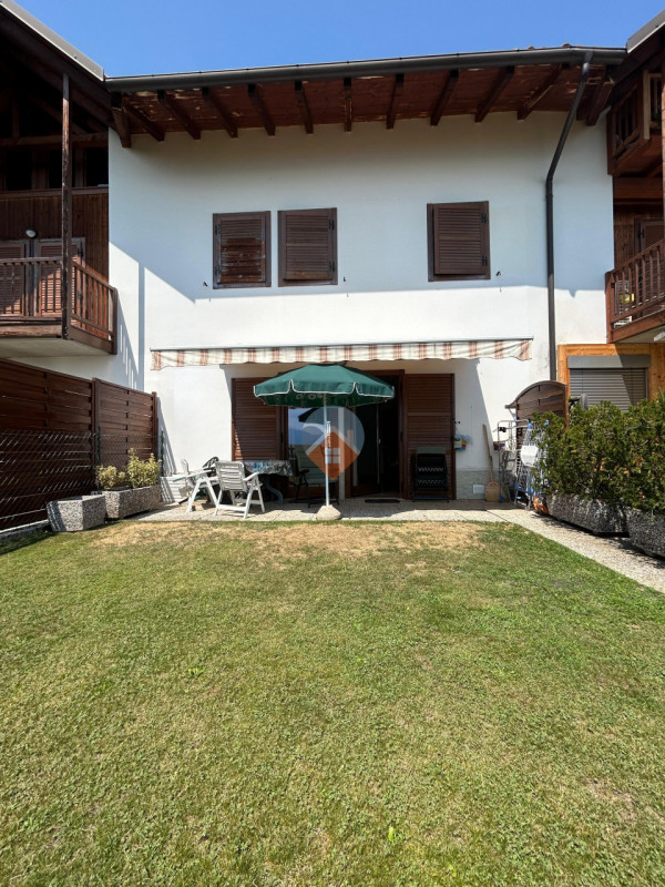 Foto villetta a schiera in vendita a Villa Lagarina (Trento)