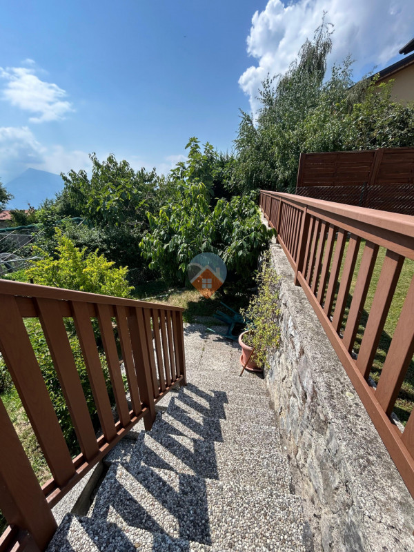 Foto villetta a schiera in vendita a Villa Lagarina (Trento)