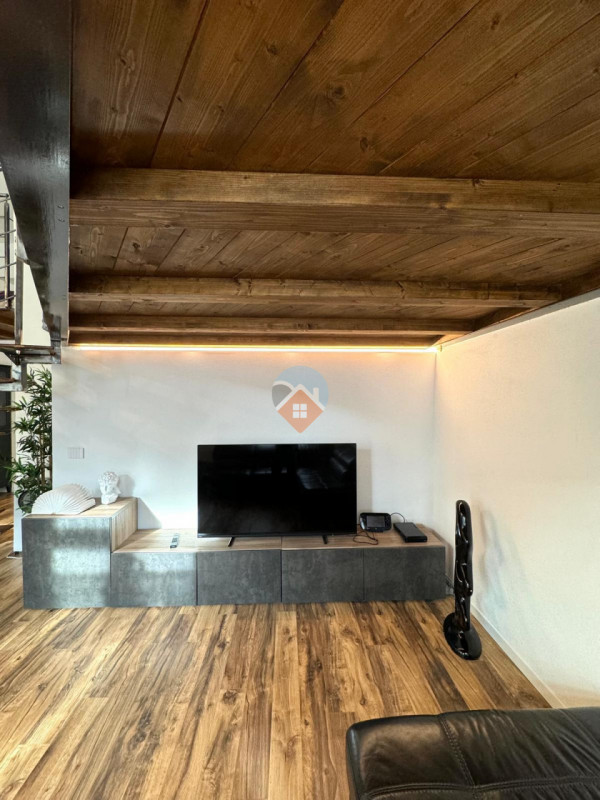 Foto appartamento in vendita a Rovereto (Trento)