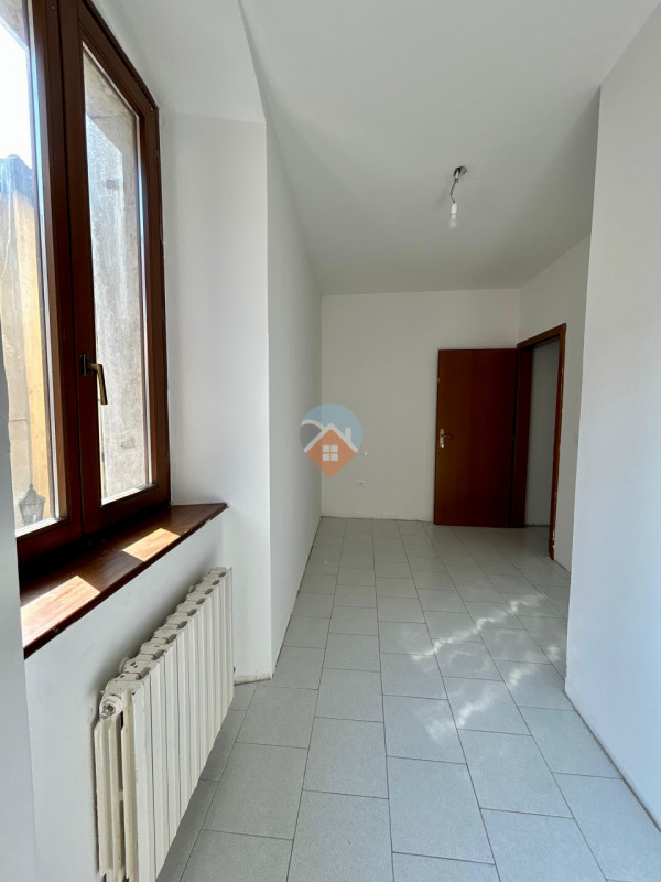 Foto appartamento in vendita a Ala (Trento)