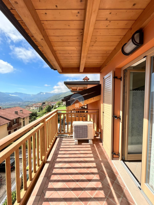 Foto villetta a schiera in vendita a Villa Lagarina (Trento)