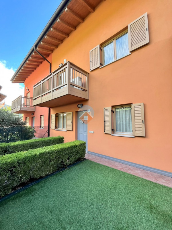 Foto villetta a schiera in vendita a Villa Lagarina (Trento)