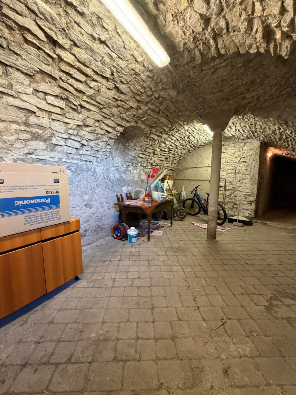 Foto appartamento in vendita a Mori (Trento)