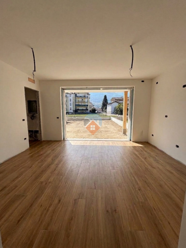 Foto appartamento in vendita a Rovereto (Trento)