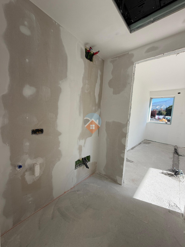 Foto appartamento in vendita a Rovereto (Trento)