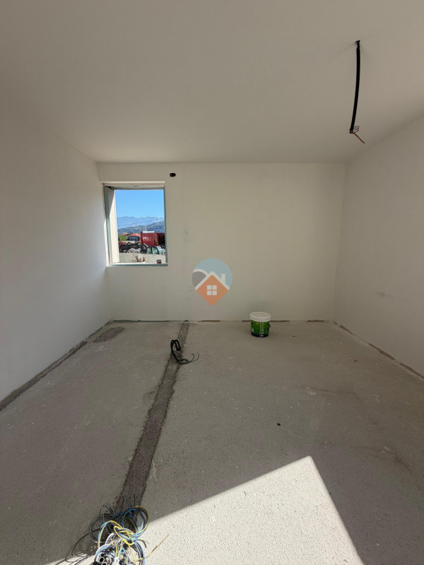 Foto appartamento in vendita a Rovereto (Trento)