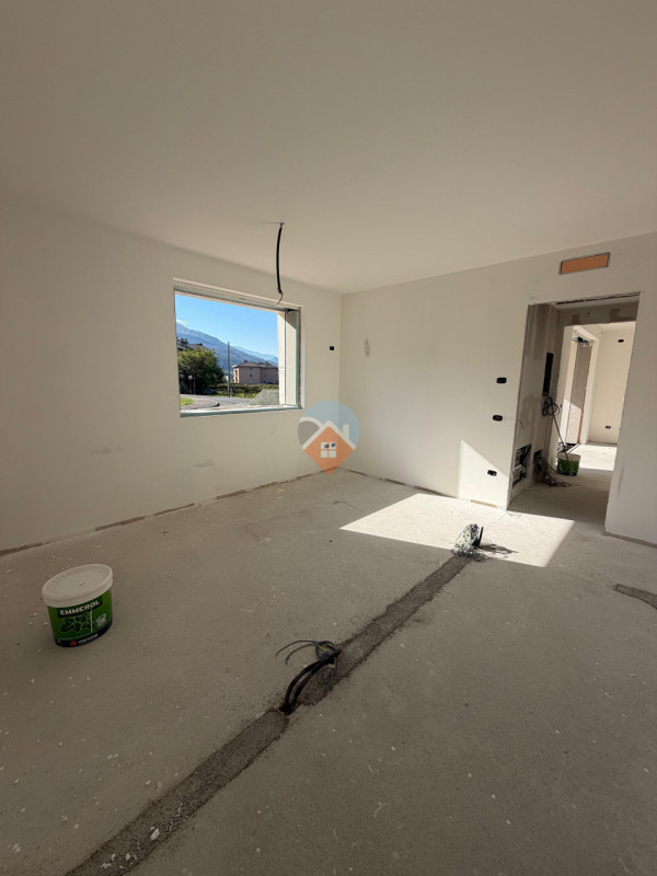 Foto appartamento in vendita a Rovereto (Trento)