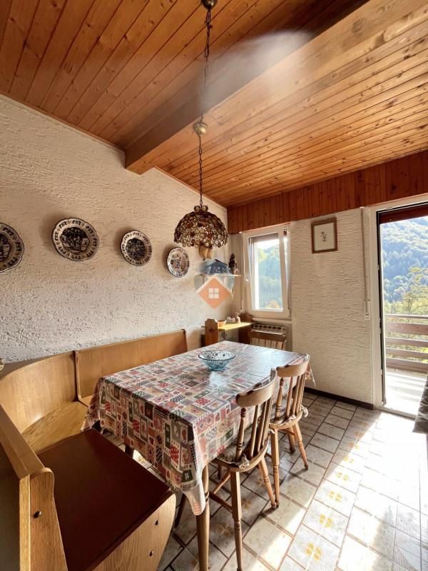 Foto appartamento in vendita a Brentonico (Trento)