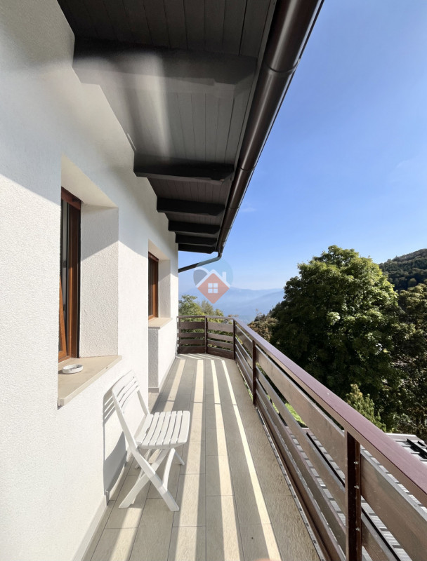 Foto appartamento in vendita a Brentonico (Trento)