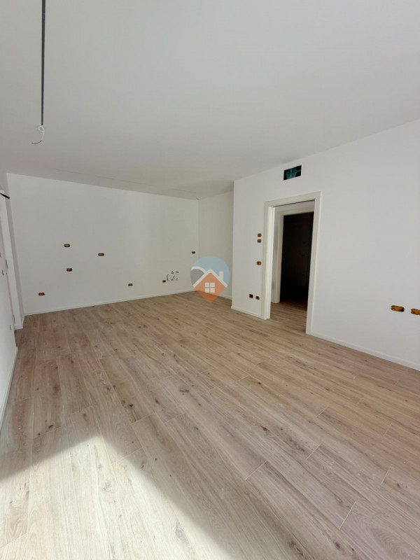 Foto appartamento in vendita a Rovereto (Trento)