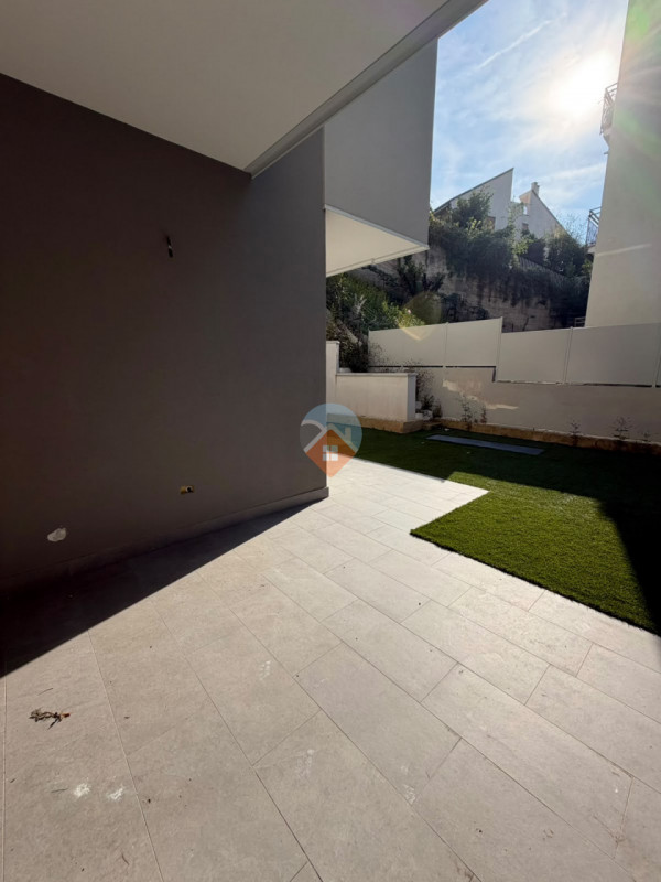 Foto appartamento in vendita a Rovereto (Trento)
