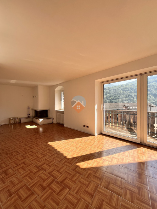 Foto appartamento in vendita a Brentonico (Trento)