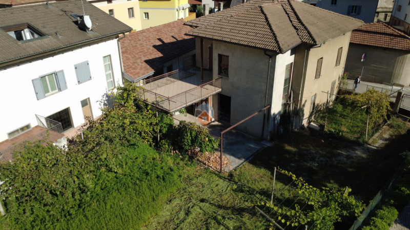 Foto casa indipendente in vendita a Aldeno (Trento)