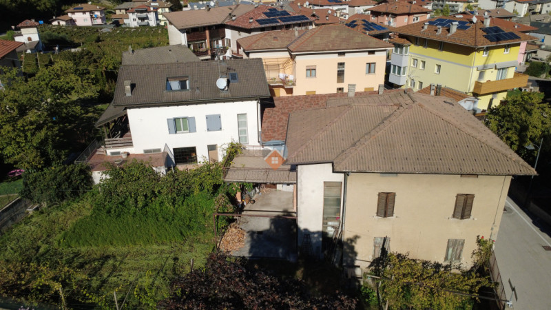 Foto casa indipendente in vendita a Aldeno (Trento)