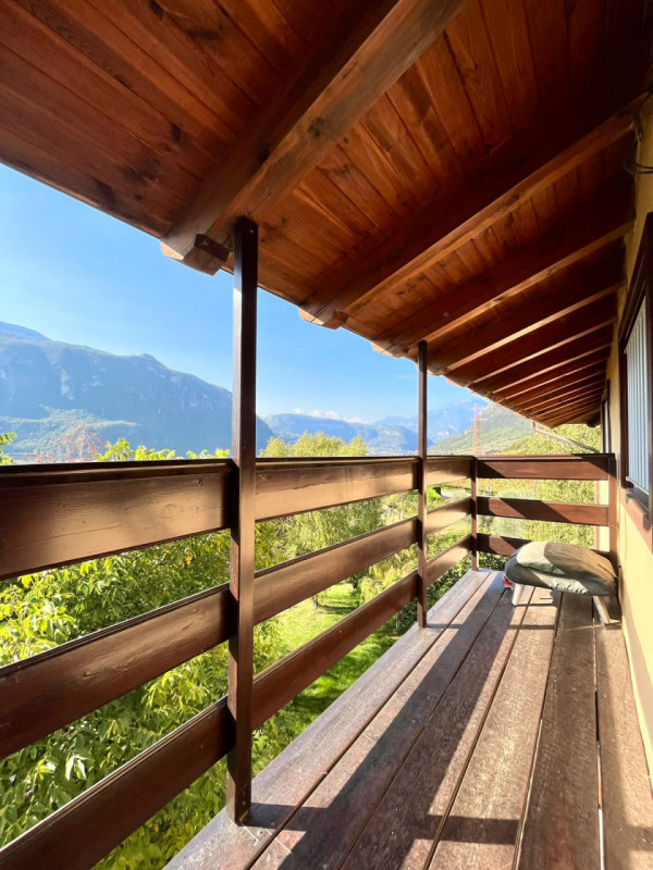 Foto porzione di casa in vendita a Ala (Trento)