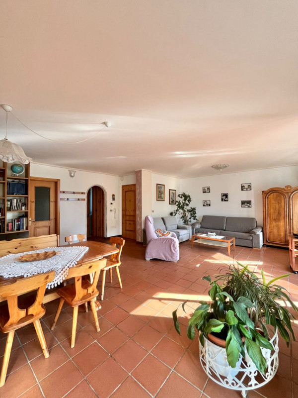 Foto porzione di casa in vendita a Ala (Trento)