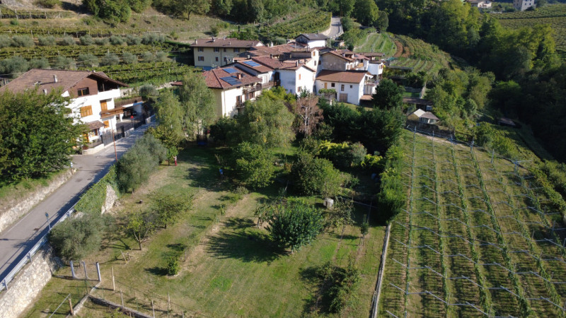 Foto porzione di casa in vendita a Ala (Trento)