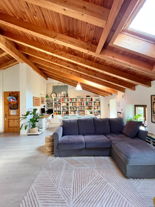 Foto porzione di casa in vendita a Ala (Trento)