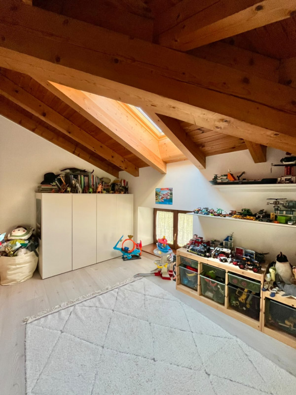 Foto porzione di casa in vendita a Ala (Trento)