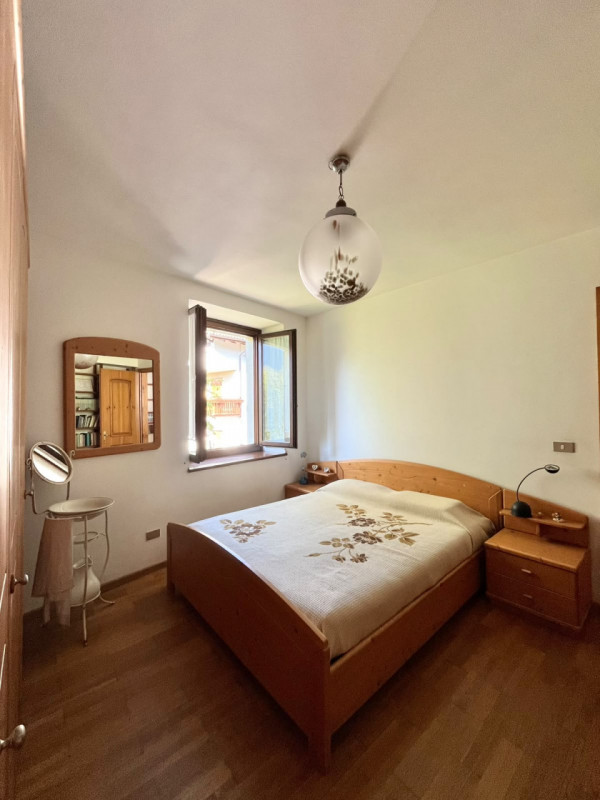 Foto porzione di casa in vendita a Ala (Trento)