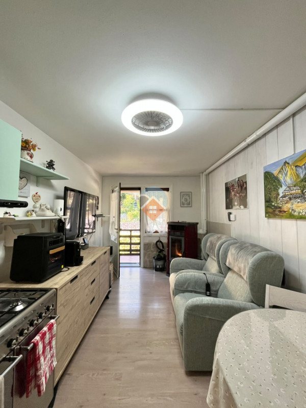 Foto appartamento in vendita a Vallarsa (Trento)
