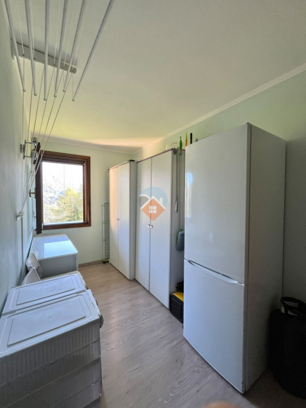 Foto appartamento in vendita a Vallarsa (Trento)