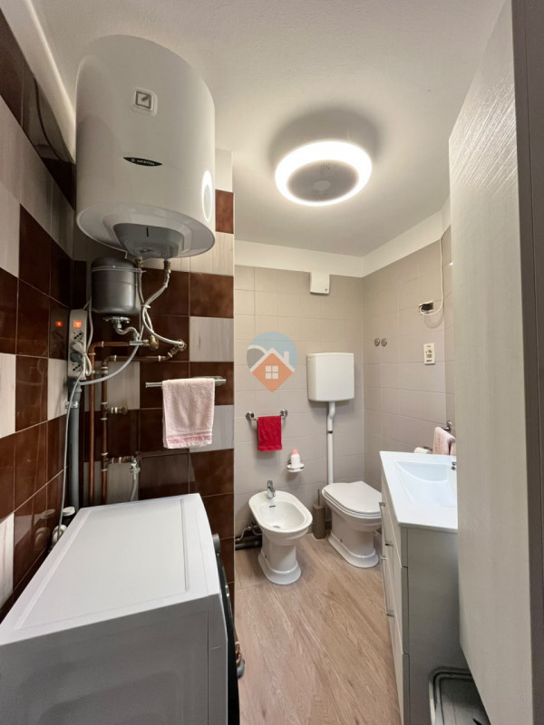 Foto appartamento in vendita a Vallarsa (Trento)