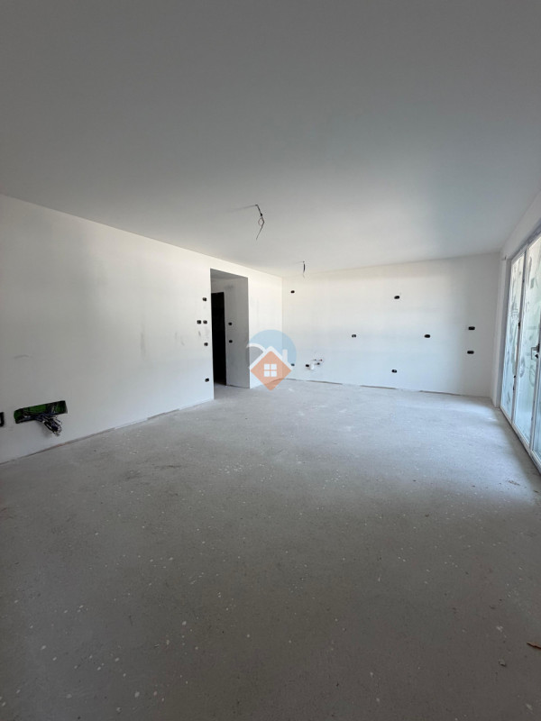 Foto appartamento in vendita a Rovereto (Trento)