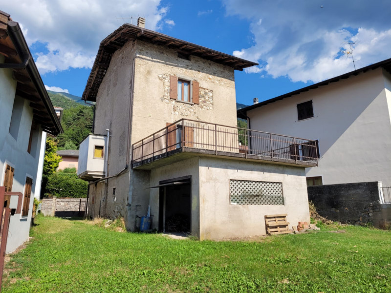 Foto casale/rustico in vendita a Cavedine (Trento)
