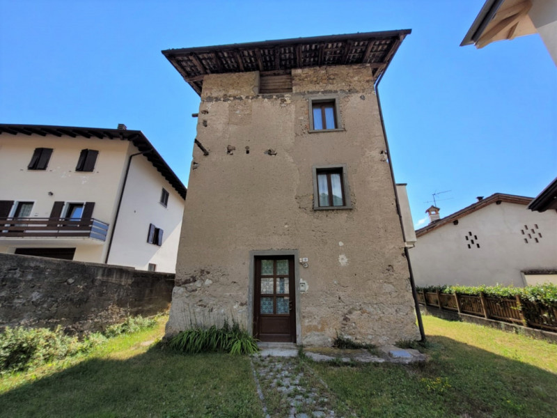 Foto casale/rustico in vendita a Cavedine (Trento)