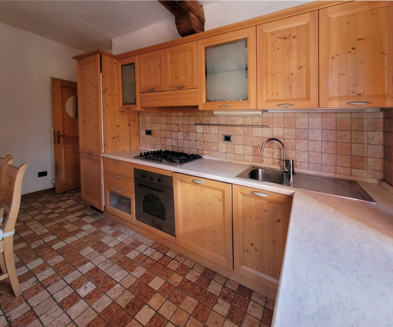 Foto appartamento in vendita a Madruzzo (Trento)