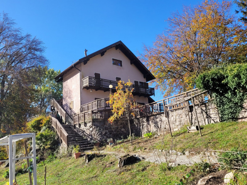 Foto appartamento in vendita a Madruzzo (Trento)