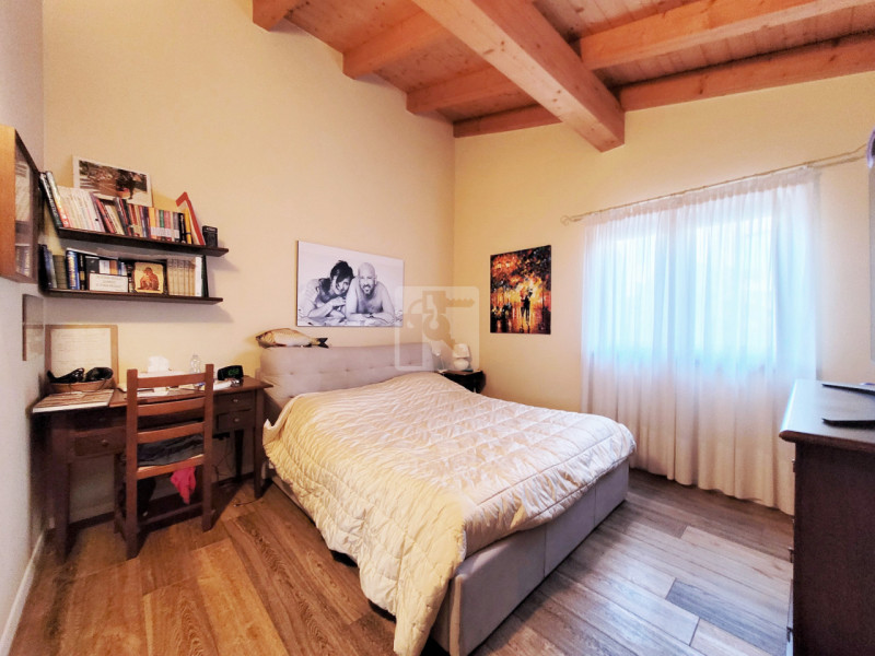 Foto appartamento in vendita a Nago-Torbole (Trento)