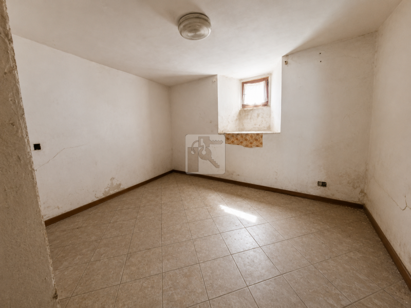 Foto casale/rustico in vendita a Cavedine (Trento)