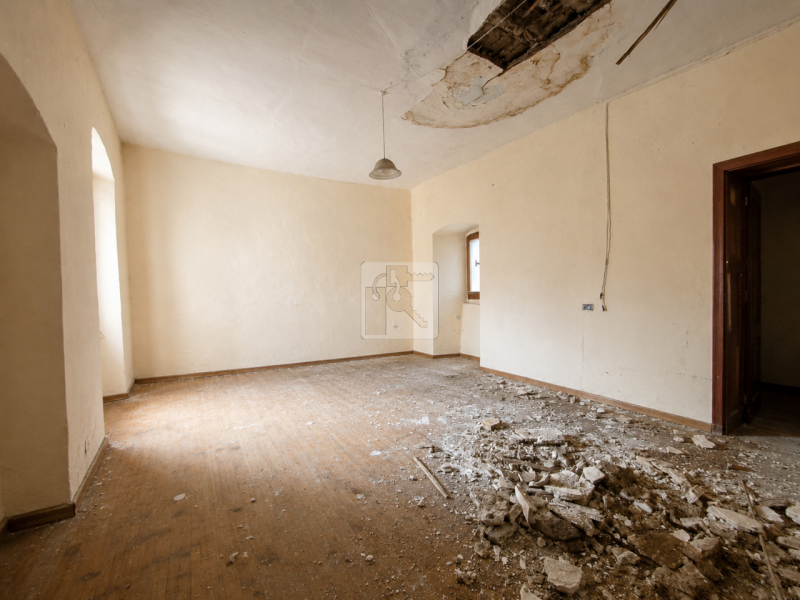 Foto casale/rustico in vendita a Cavedine (Trento)