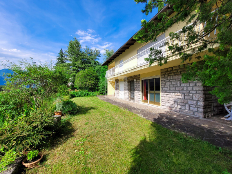 Foto porzione di casa in vendita a Cavedine (Trento)