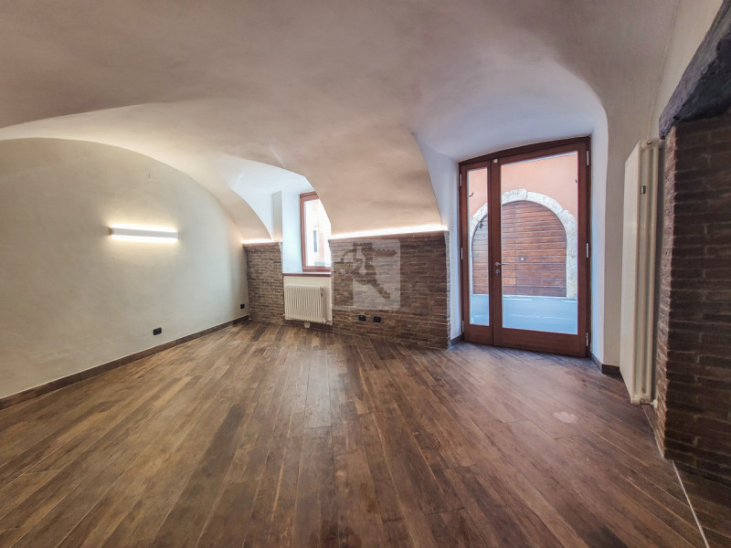 Foto appartamento in vendita a Dro (Trento)