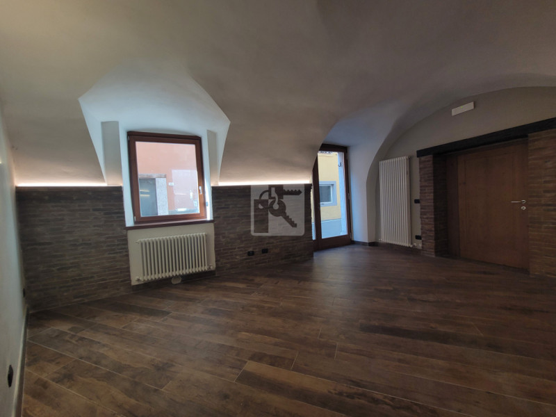 Foto appartamento in vendita a Dro (Trento)