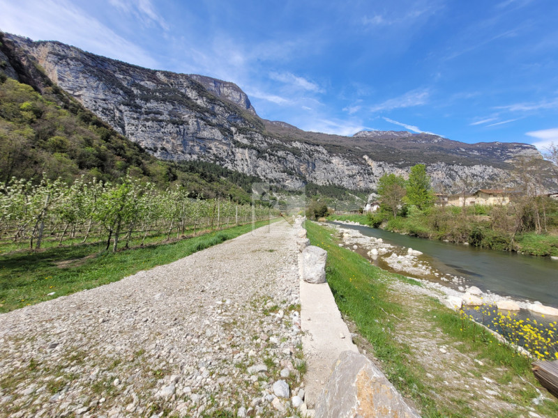 Foto casale/rustico in vendita a Dro (Trento)