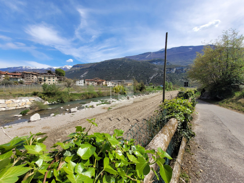 Foto casale/rustico in vendita a Dro (Trento)