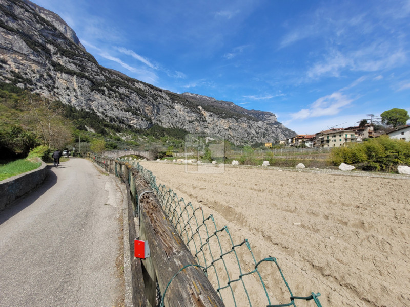 Foto casale/rustico in vendita a Dro (Trento)