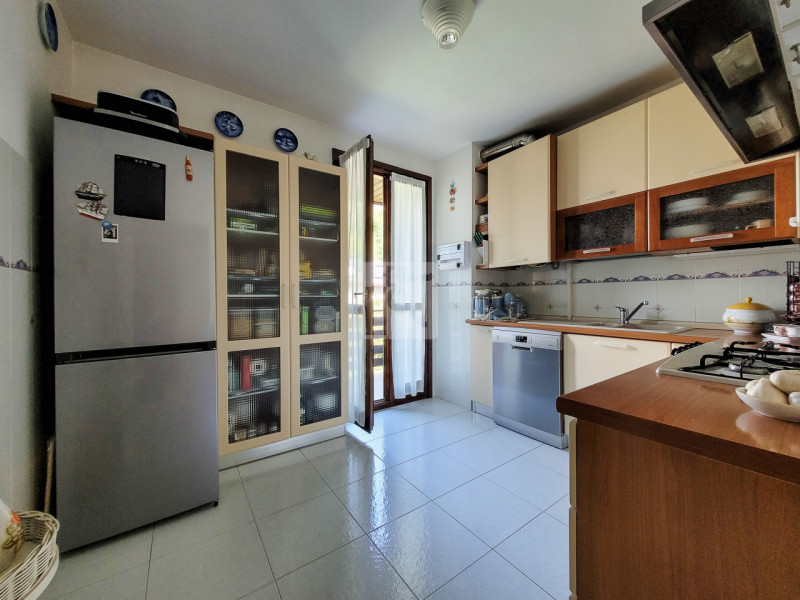 Foto appartamento in vendita a Trento (Trento)