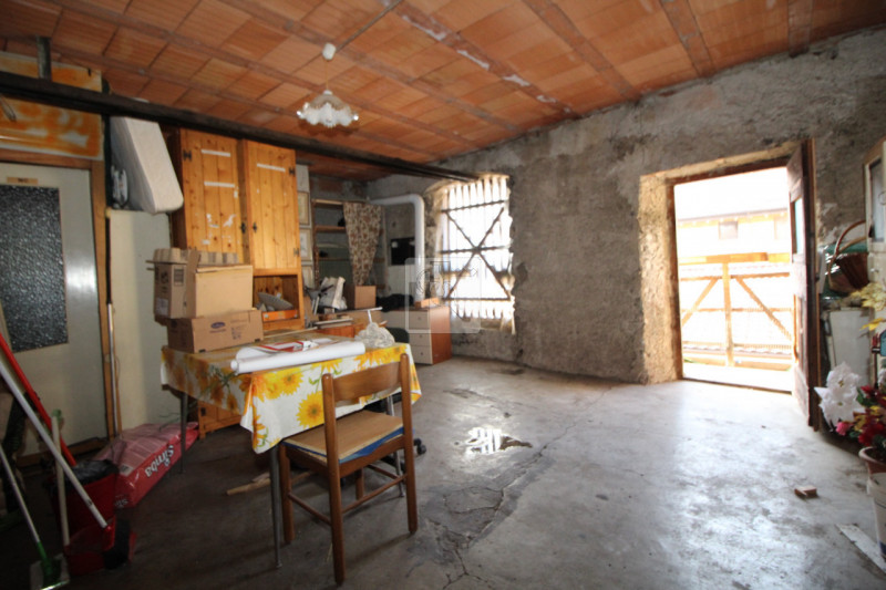 Foto porzione di casa in vendita a Ledro (Trento)