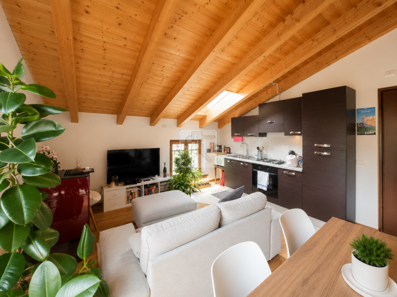 Foto appartamento in vendita a Cavedine (Trento)