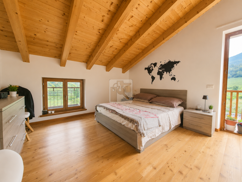 Foto appartamento in vendita a Cavedine (Trento)