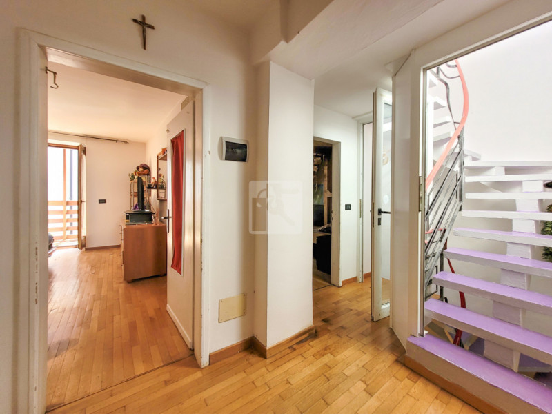 Foto casa indipendente in vendita a Arco (Trento)