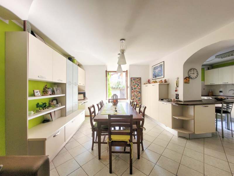 Foto casa indipendente in vendita a Arco (Trento)